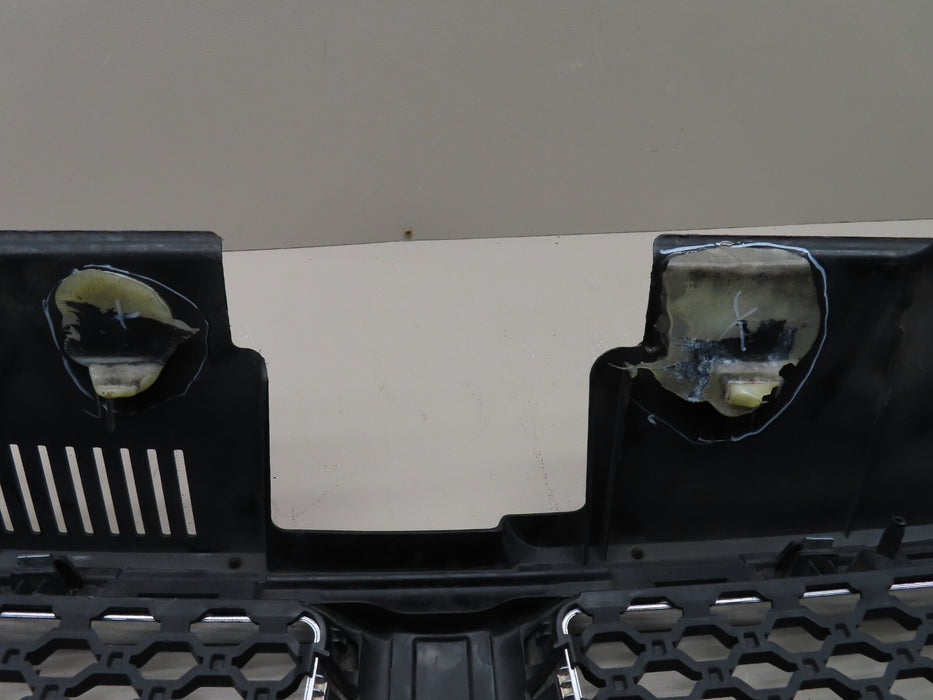 2011-2013 DODGE DURANGO FRONT BUMPER GRILLE GRILL CHROME/BLACK 55079364AF OEM