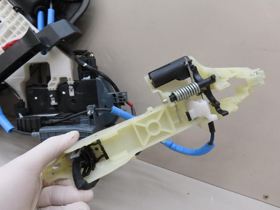 2017-2022 GENESIS G90 REAR LEFT DRIVER SIDE WINDOW DOOR REGULATOR OEM