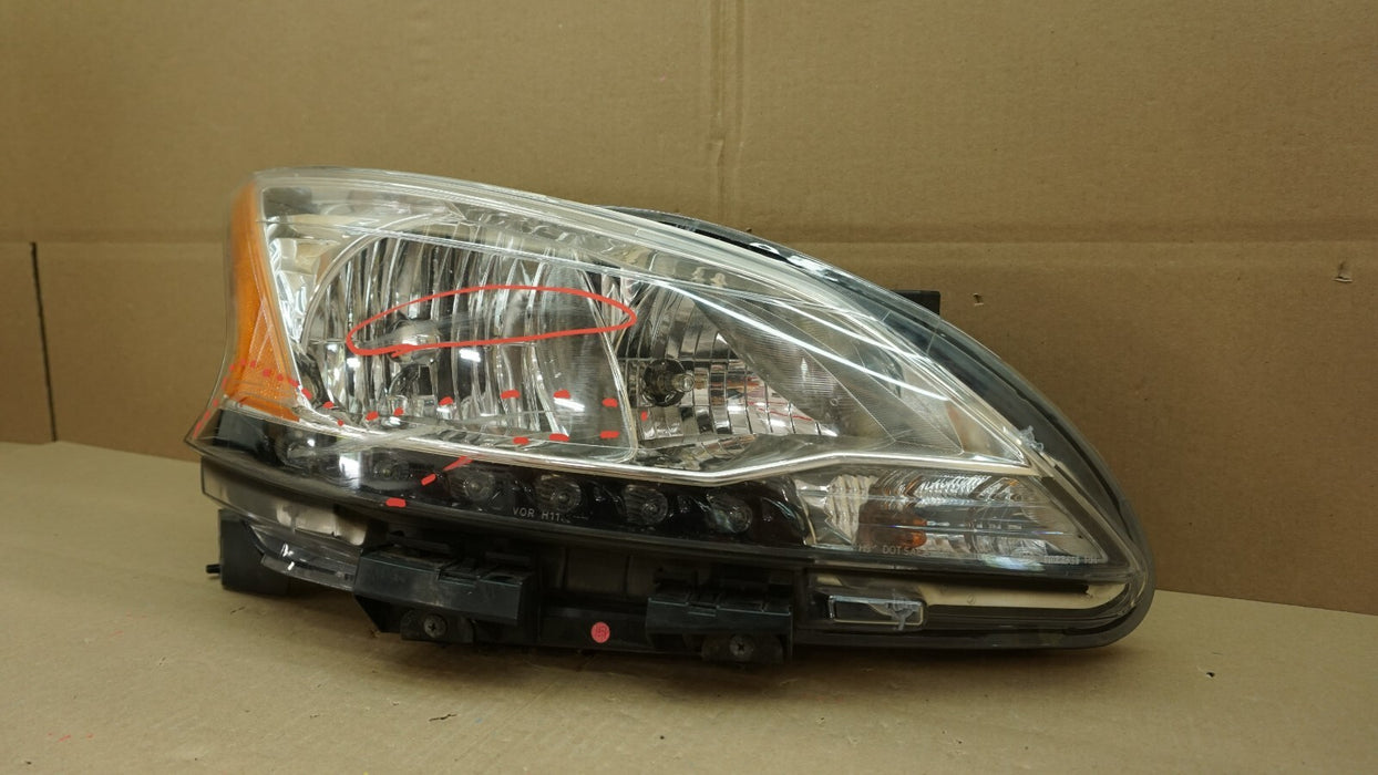 2013-2015 NISSAN SENTRA FRONT RIGHT PASSENGER SIDE HEADLIGHT HALOGEN OEM