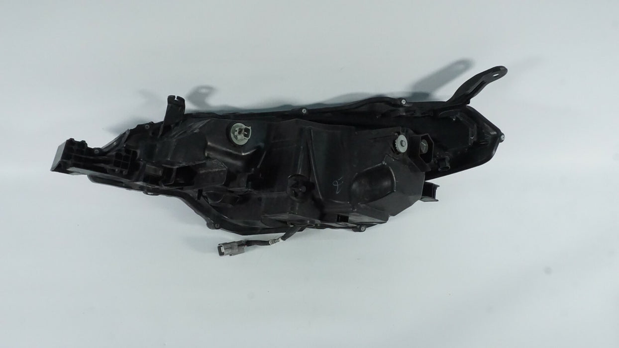 2017-2019 TOYOTA COROLLA FRONT RIGHT PASSENGER SIDE HEADLIGHT HEAD LAMP OEM