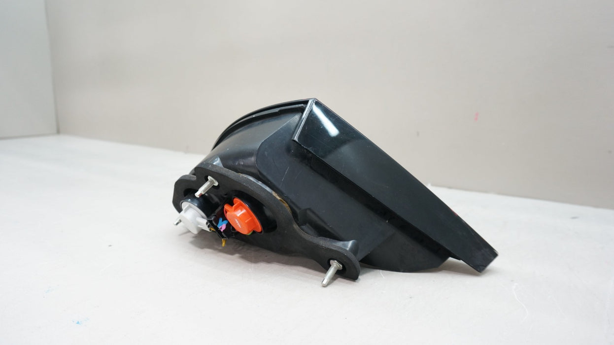 2008-2014 FERRARI CALIFORNIA REAR RIGHT LOWER BUMPER TAIL LIGHT OEM *DAMAGED*