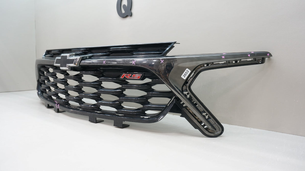 2024-2025 CHEVROLET TRAX RS FRONT BUMPER RADIATOR GRILLE OEM 42769274