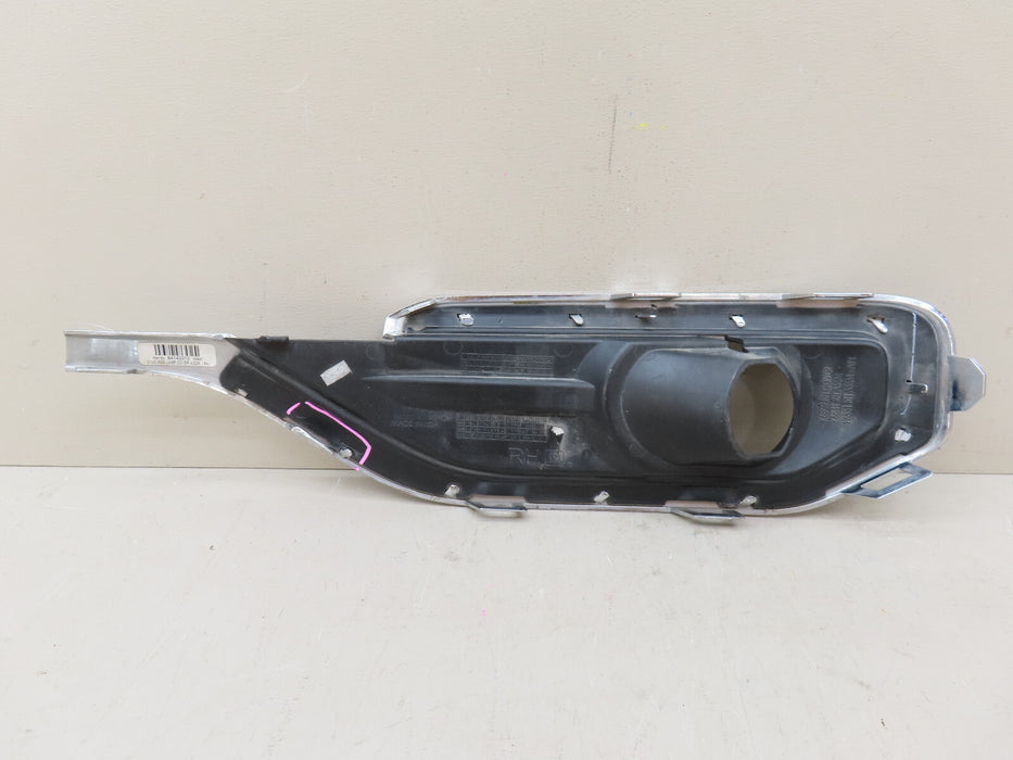 2017-2019 GMC ACADIA FRONT RIGHT PASSENGER SIDE FOG LIGHT COVER BEZEL OEM