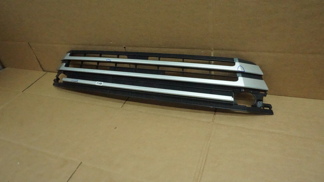 2017-2019 TOYOTA HIGHLANDER FRONT BUMPER LOWER GRILLE GRILL 53102-0E070 OEM