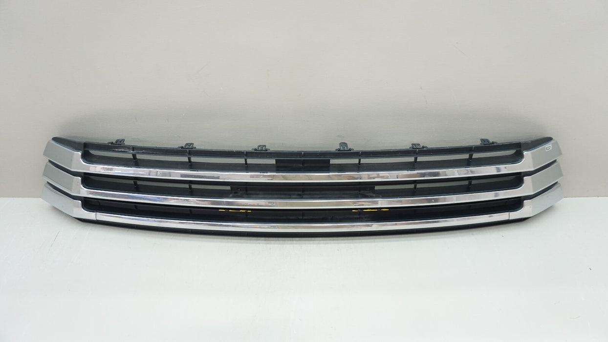 2017-2019 TOYOTA HIGHLANDER FRONT LOWER RADIATOR GRILLE GRILL 53112-0E180 OEM