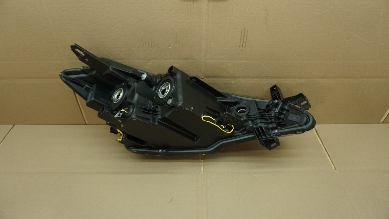 2021-2022 NISSAN KICKS FRONT LEFT DRIVER SIDE HEADLIGHT HALOGEN OEM 21 22