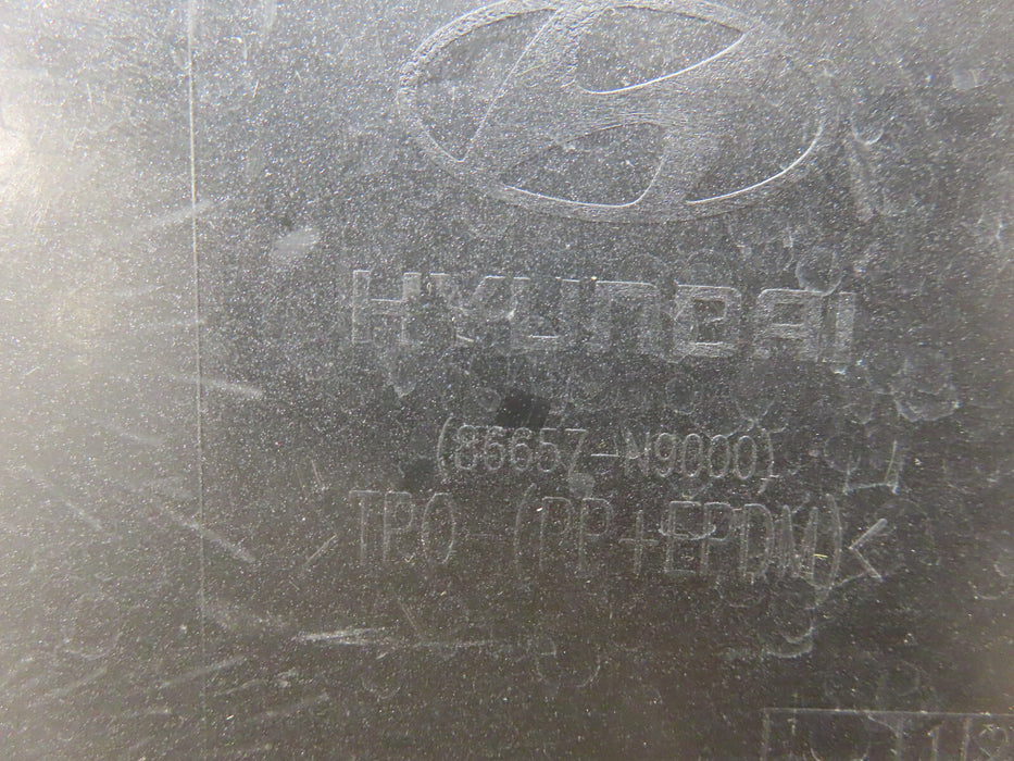 2022-2024 HYUNDAI TUCSON REAR UPPER RIGHT BUMPER COVER CAP OEM 86657-N9000