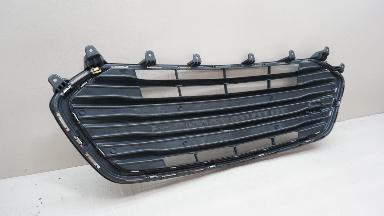 2017-2022 CHEVROLET TRAX FRONT BUMPER LOWER GRILLE GRILL 42532972 OEM