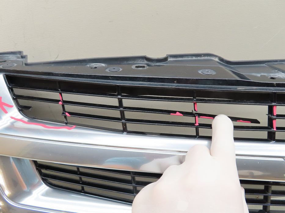 2015-2020 CADILLAC ESCALADE FRONT RADIATOR GRILLE GRILL OEM W/CAMERA