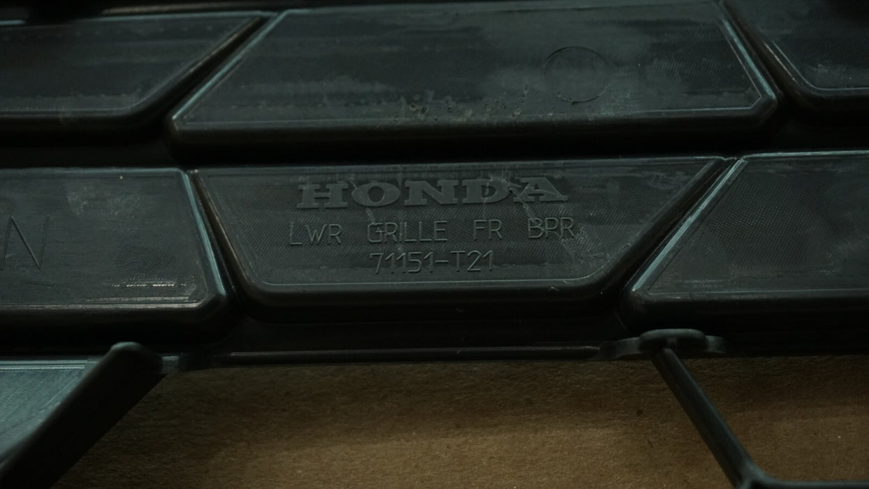 2022-2023 HONDA CIVIC SEDAN FRONT LOWER BUMPER GRILL GRILLE OEM 71151-T21