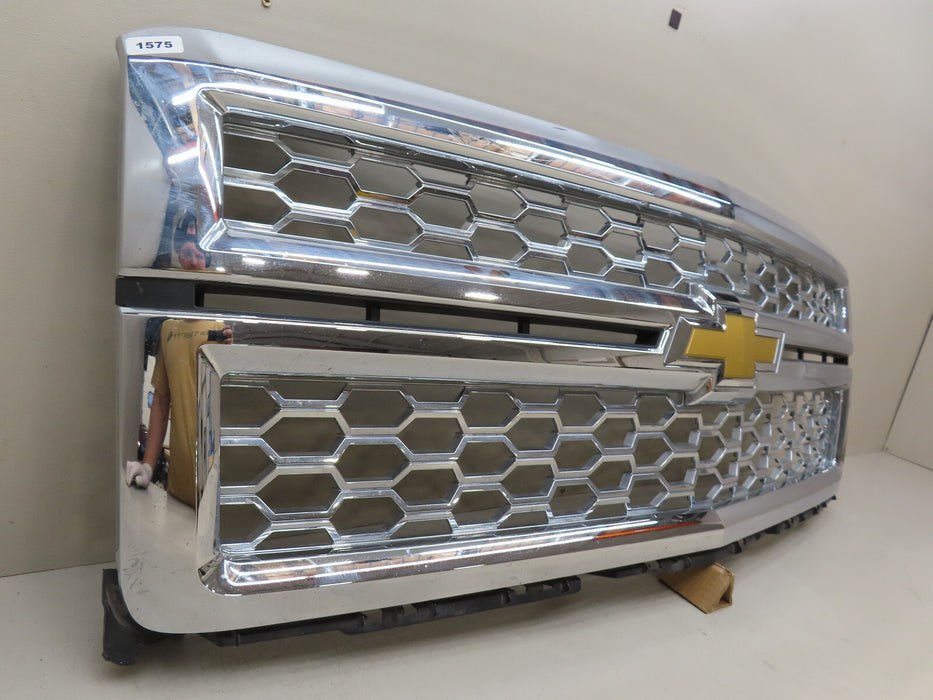 2014-2015 Chevrolet Silverado 1500 FRONT RADIATOR Grille GRILL OEM