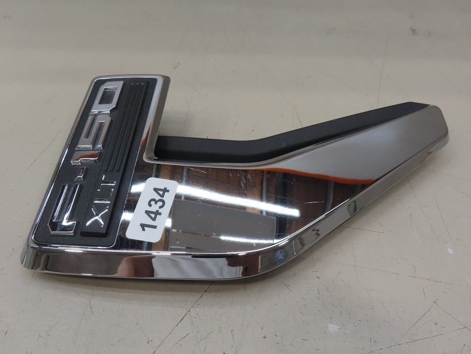 2021-2023 FORD F150 F-150 XLT LEFT DRIVER FENDER EMBLEM OEM ML34-16B115