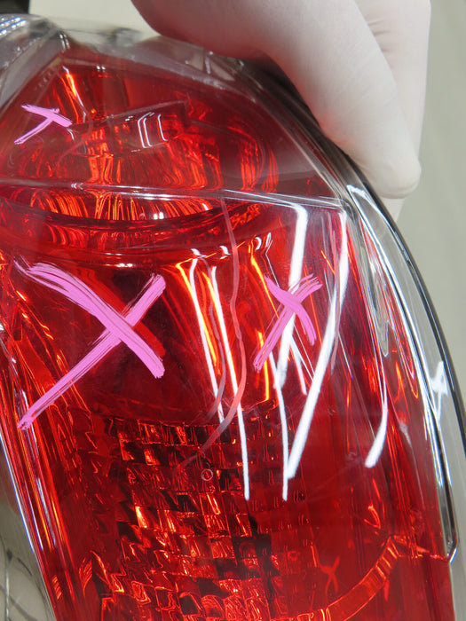2013-2015 NISSAN ALTIMA REAR PASSENGER SIDE TAIL LIGHT OEM