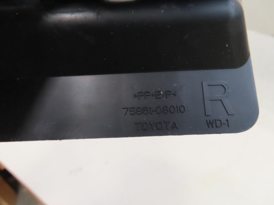2011-2017 TOYOTA SIENNA RIGHT SIDE ROCKER PANEL END COVER TRIM OEM 75861-08010
