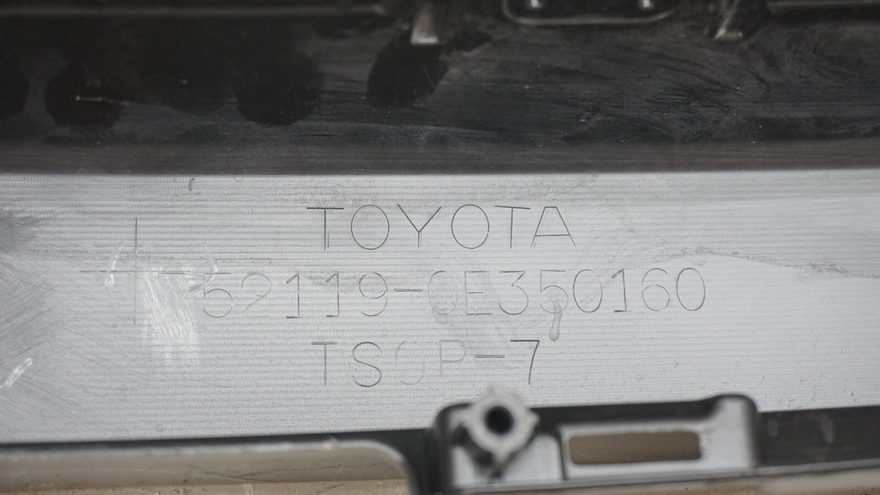 2017-2019 TOYOTA HIGHLANDER FRONT BUMPER COVER 52119-0E350 OEM 17 18 19