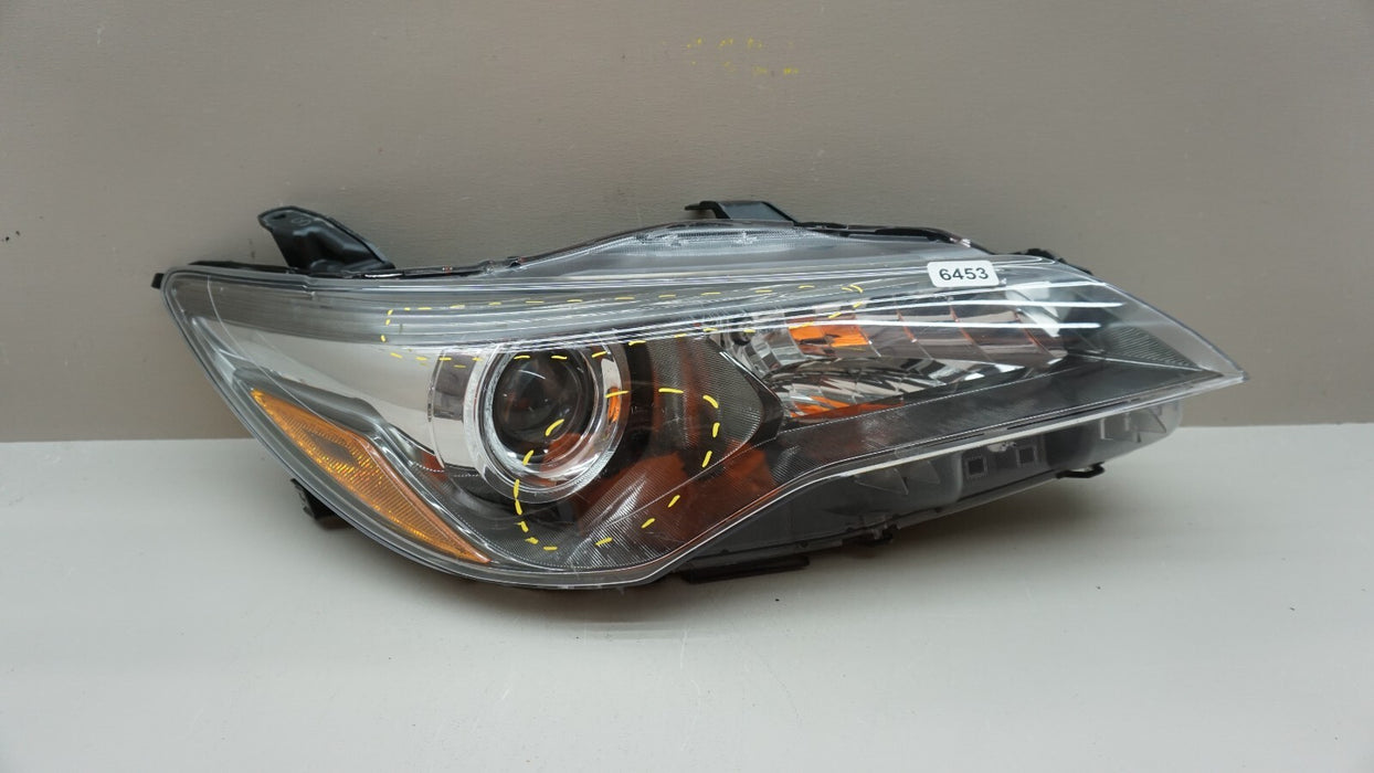 2015-2017 TOYOTA CAMRY FRONT RH RIGHT PASSENGER SIDE HEADLIGHT OEM