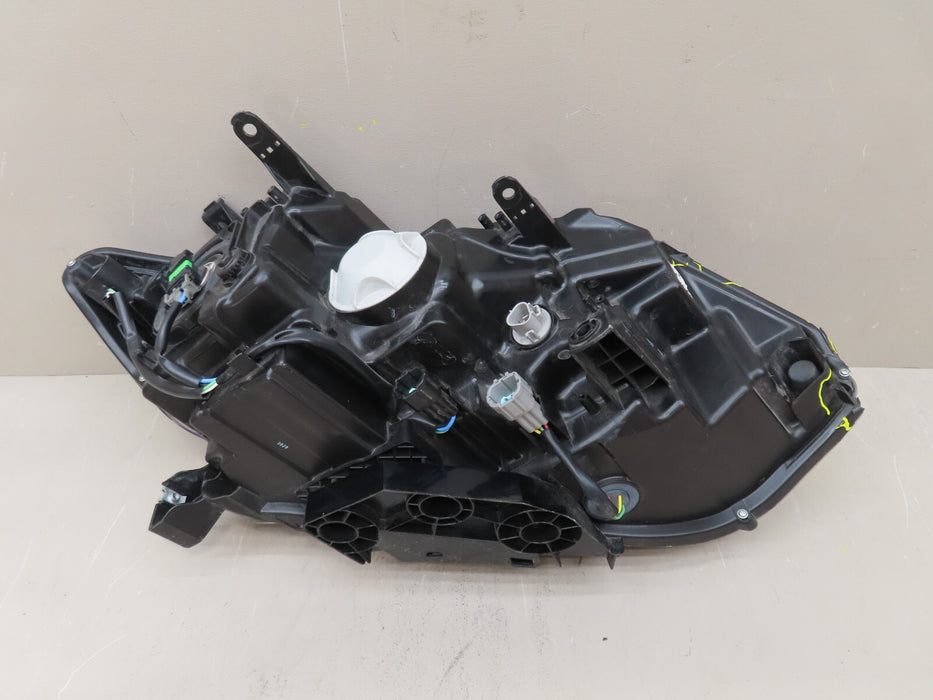 2017-2019 NISSAN ROGUE FRONT LEFT SIDE HEADLIGHT LAMP HALOGEN OEM 1011-500535