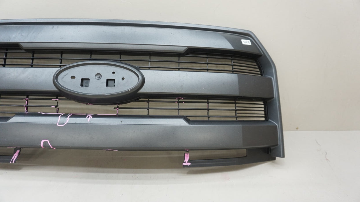 2015-2017 FORD F-150 LARIAT FRONT BUMPER RADIATOR GRILLE GRILL OEM FL34-8200