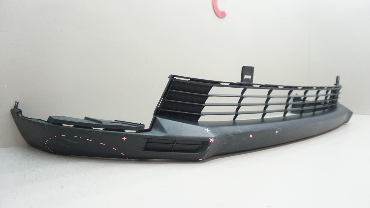 2017-2019 TOYOTA HIGHLANDER FRONT LOWER BUMPER COVER VALANCE OEM 52129-0E030