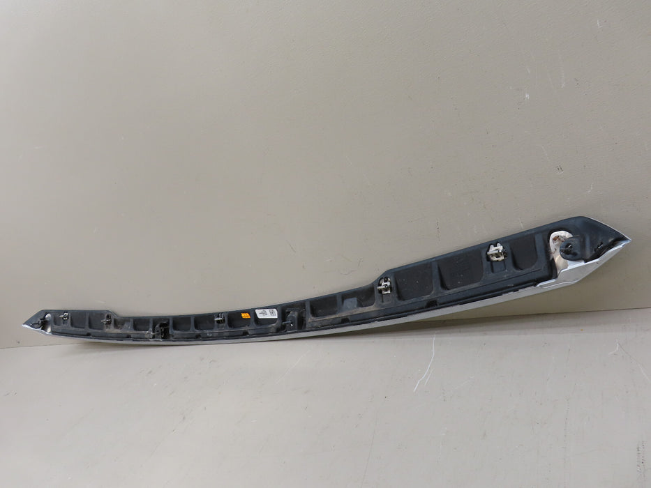 2021-2023 GMC YUKON  FRONT UPPER HOOD MOLDING CHROME TRIM OEM 84341123