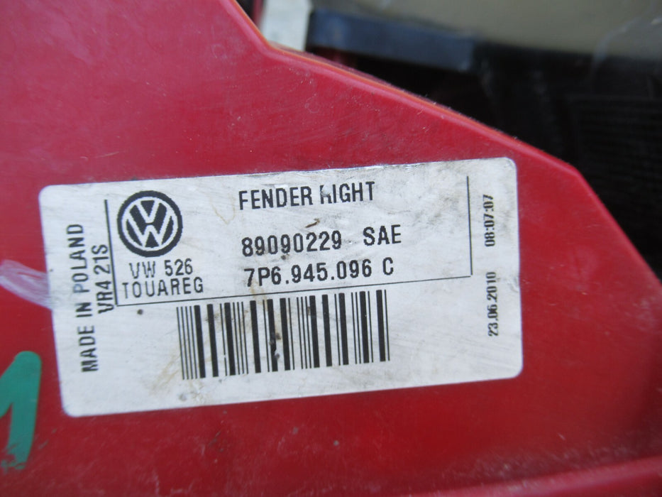 2011-2014 VOLKSWAGEN TOUAREG REAR RIGHT PASSENGER SIDE TAIL LIGHT HALOGEN OEM