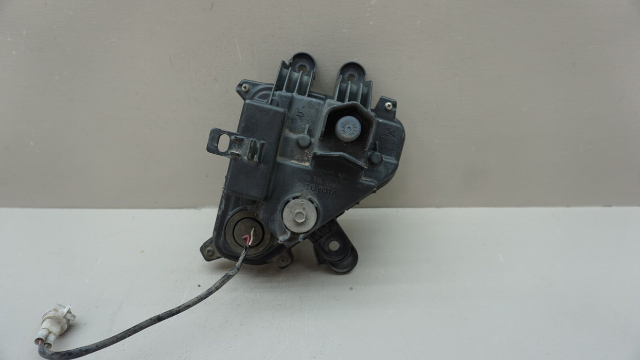 2014-2019 LEXUS GX460 FRONT RIGHT PASSENGER SIDE FOG LIGHT OEM 15 16 17 18