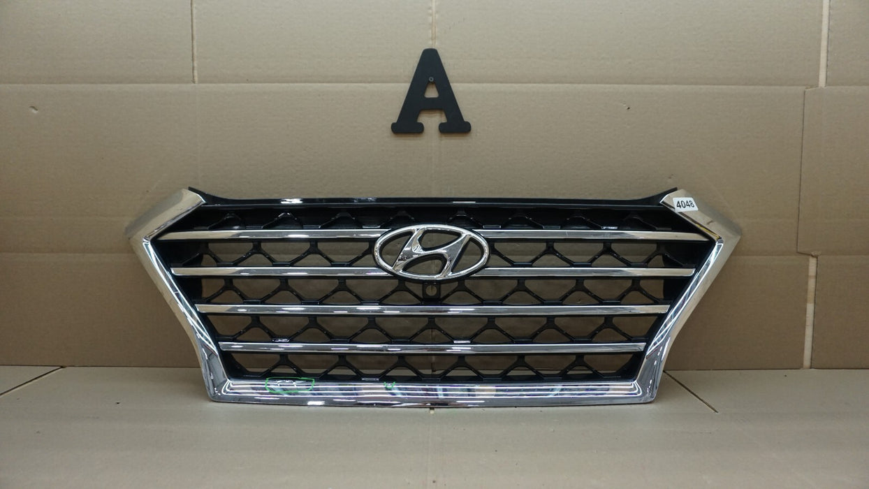 2019-2020 HYUNDAI TUCSON GRILL W/EMBLEM CAMERA HOLE 86351-D3610 OEM