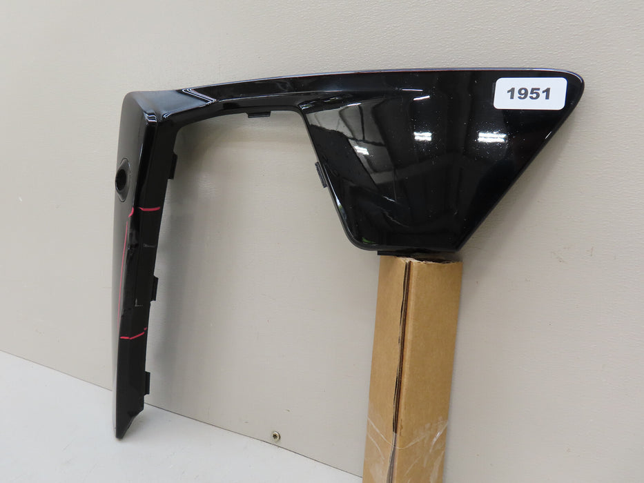 2018-2022 BMW X5M X5 FRONT RIGHT PASSENGER SIDE BUMPER MOLDING TRIM OEM