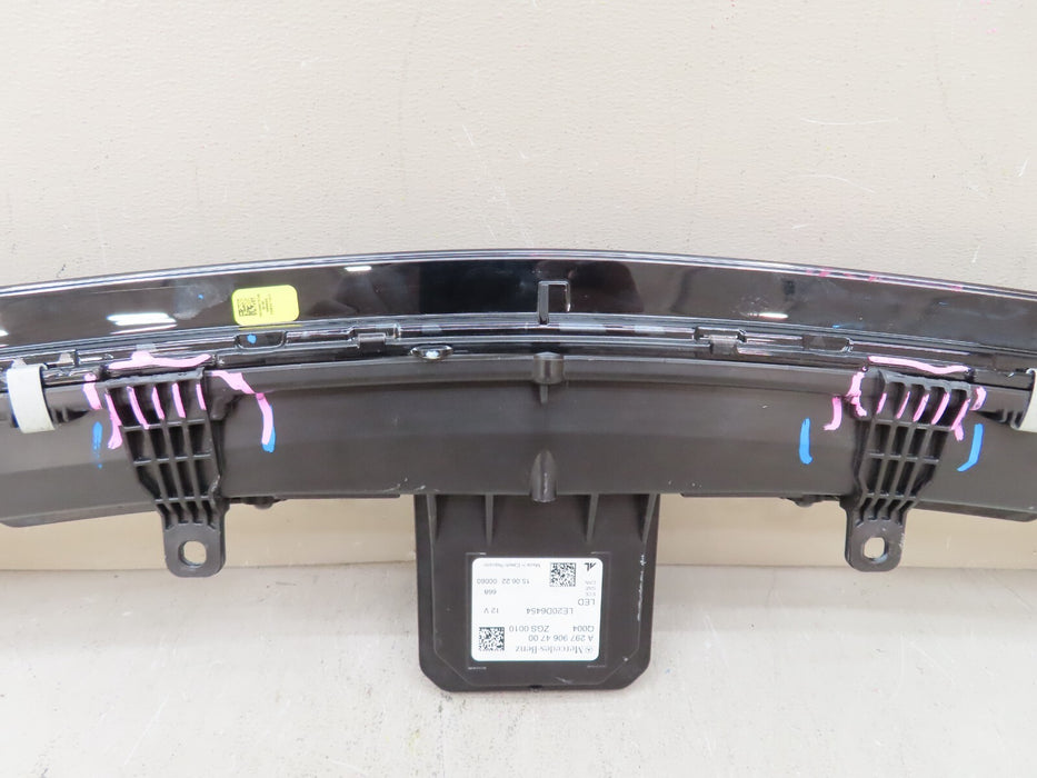 2022 2023 MERCEDES-BENZ EQS 580 FRONT CENTER LIGH BAR LED OEM