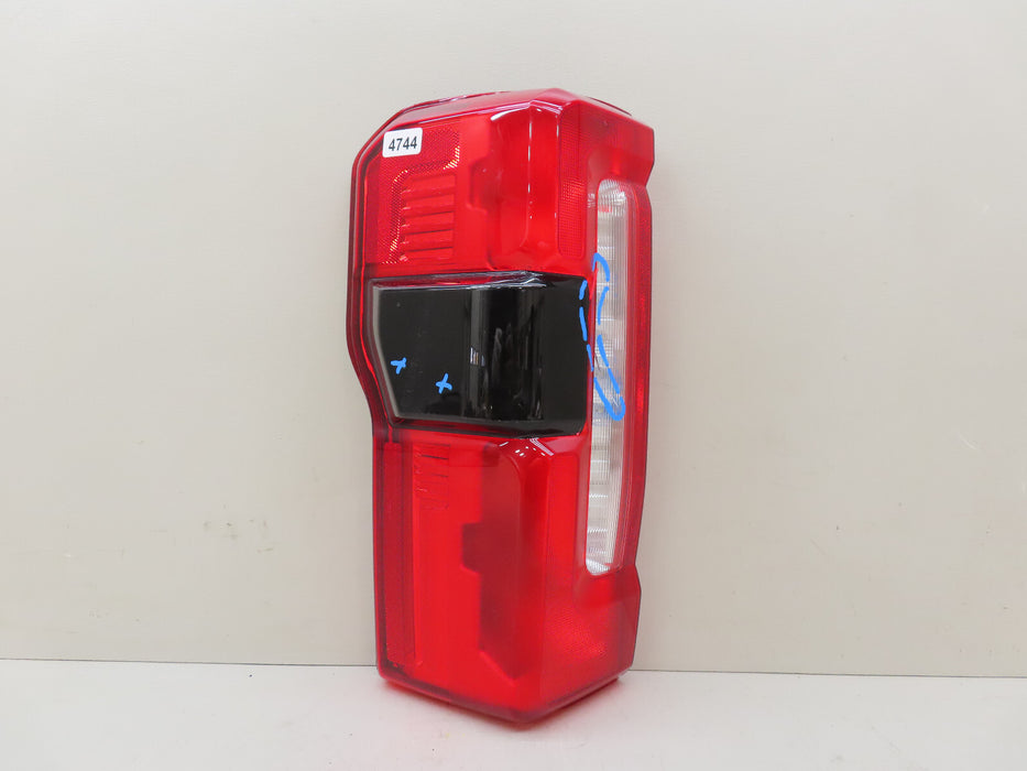 2023-2024 FORD F-250 F-350 REAR LEFT DRIVER SIDE BLIND SPOT TAIL LIGHT OEM