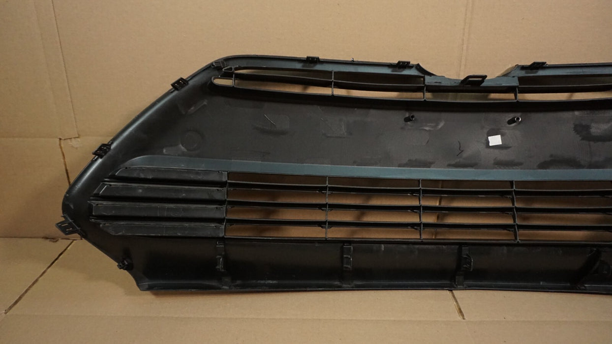 2017-2019 TOYOTA COROLLA FRONT BUMPER RADIATOR GRILLE OEM 53112-02730