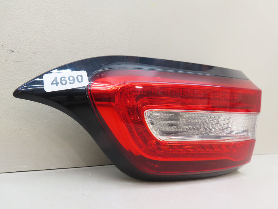 2014-2018 JEEP CHEROKEE REAR RIGHT PASSENGER TAIL LIGHT INNER OEM 68102920AC