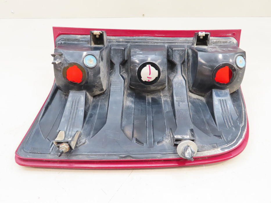 2007-2014 CHEVROLET SILVERADO 1500 REAR LEFT DRIVER TAIL LIGHT HALOGEN OEM