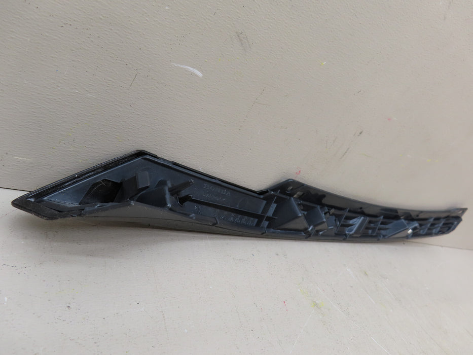 2016-2018 HONDA CIVIC FRONT RIGHT PASSENGER HEADLIGHT UPPER GRILLE OEM