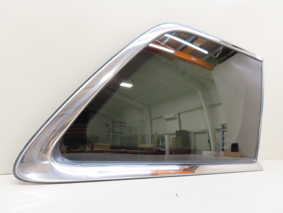 2016-2019 JEEP GRAND CHEROKEE REAR RIGHT PASSENGER QUARTER GLASS  OEM