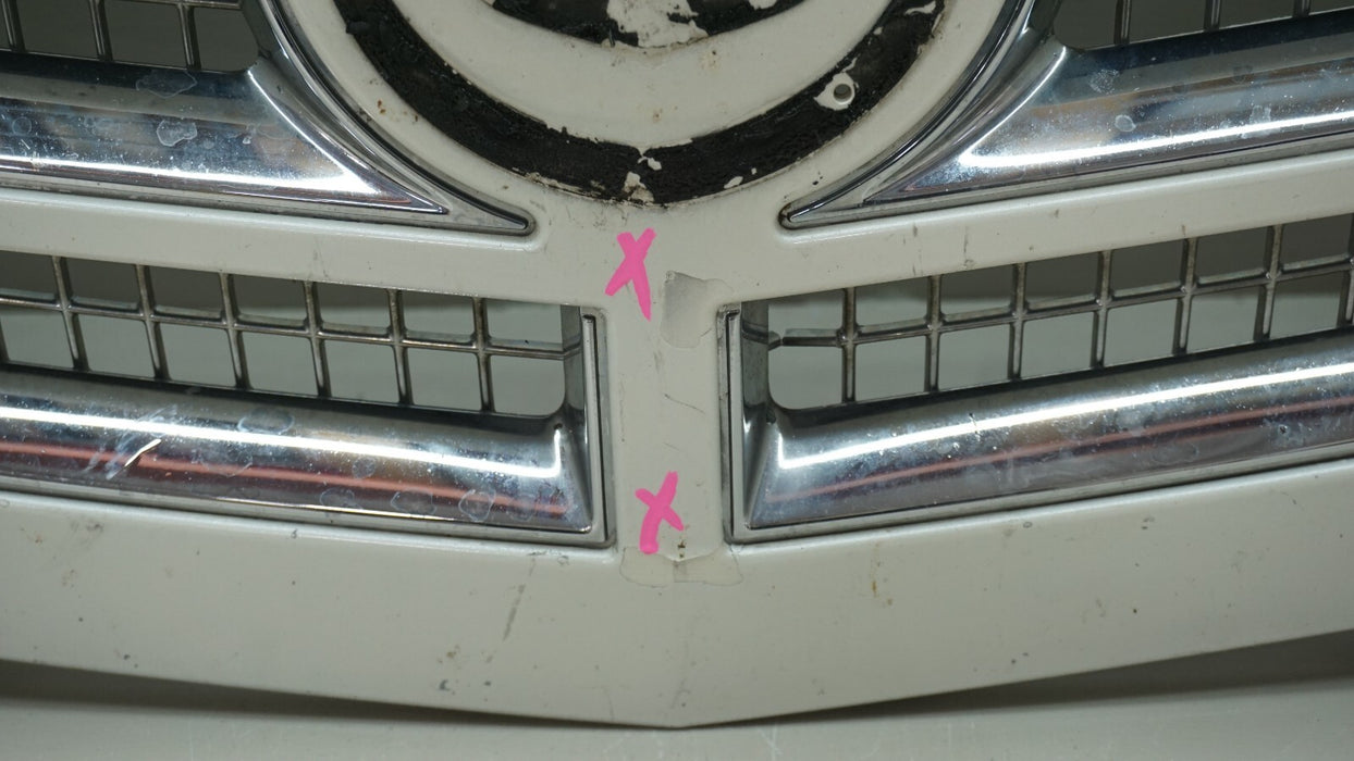 2007-2014 CADILLAC ESCALADE FRONT UPPER MAIN GRILLE 20824253 OEM