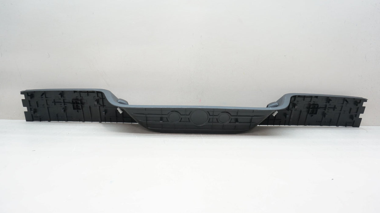 2007-2013 TOYOTA TUNDRA REAR BUMPER STEP PAD PANEL OEM 52461-0C040