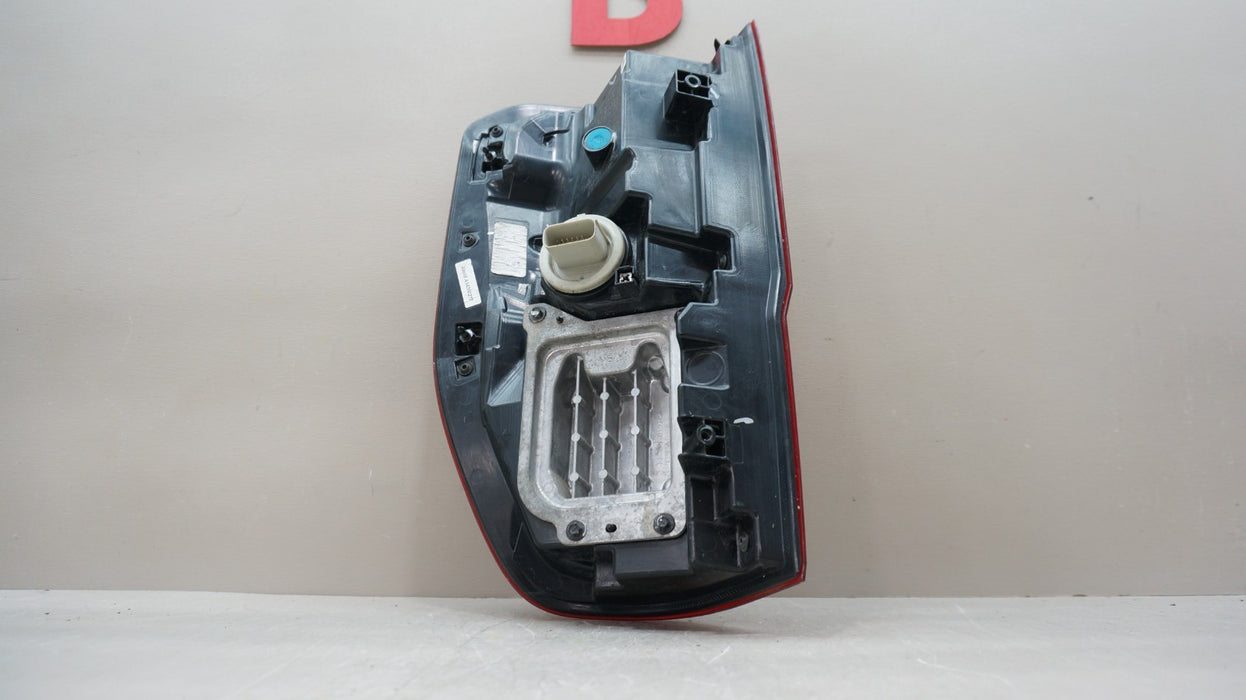 2019-2023 FORD RANGER REAR RIGHT SIDE LED TAIL LIGHT WITH BLINDSPOT OEM