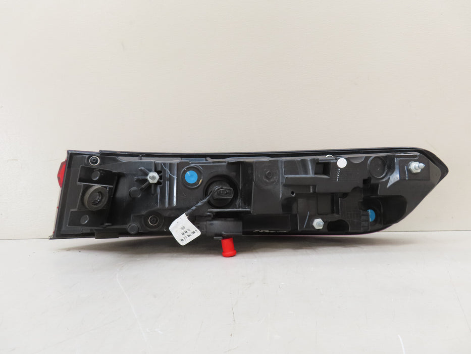 2022-2024 JEEP GRAND CHEROKEE REAR LEFT DRIVER SIDE TAIL LIGHT OEM