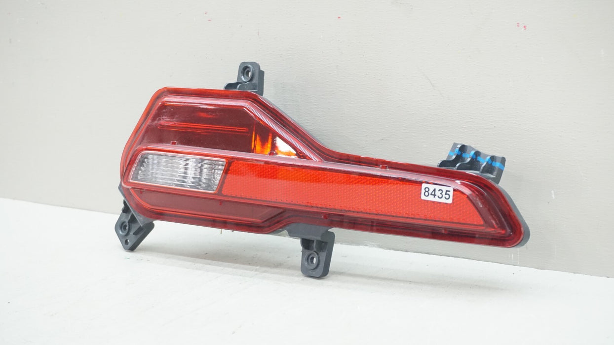 2021-2022 KIA SORENTO REAR RIGHT PASSENGER REFLECTOR TAIL LIGHT OEM 92406-R5000
