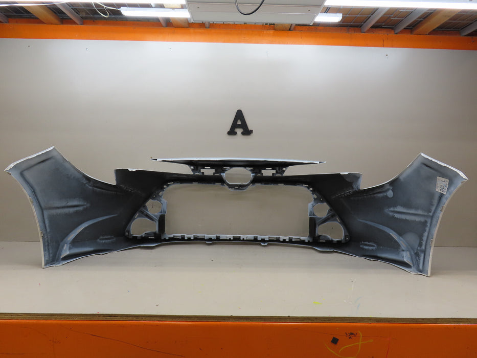 2020 2021 2022 TOYOTA COROLLA FRONT BUMPER COVER OEM 52119-02N90