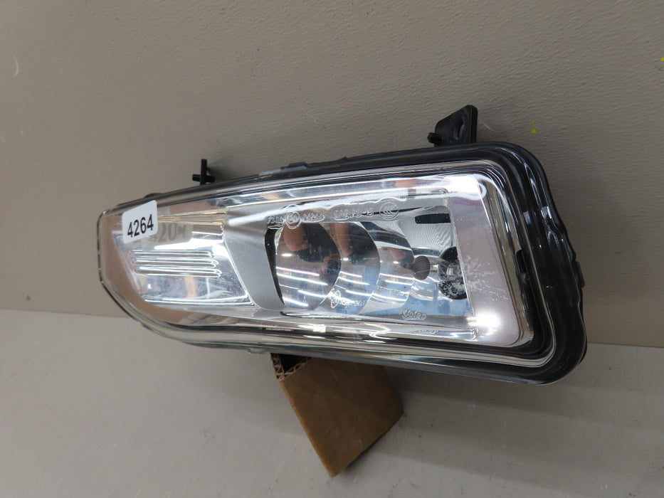2017-2019 NISSAN ROGUE FRONT LEFT DRIVER SIDE FOG LIGHT OEM 90078634