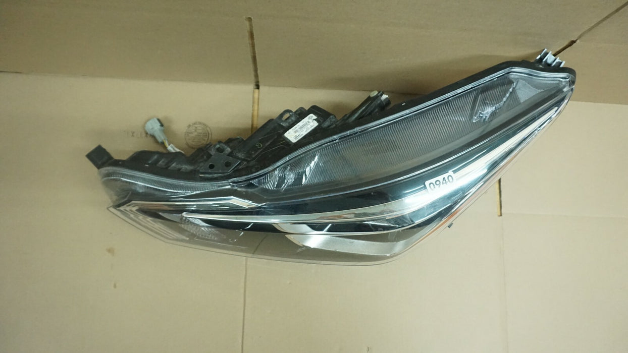 2020-2021 NISSAN VERSA FRONT LEFT DRIVER SIDE HEADLIGHT HALOGEN LAMP LIGHT OEM
