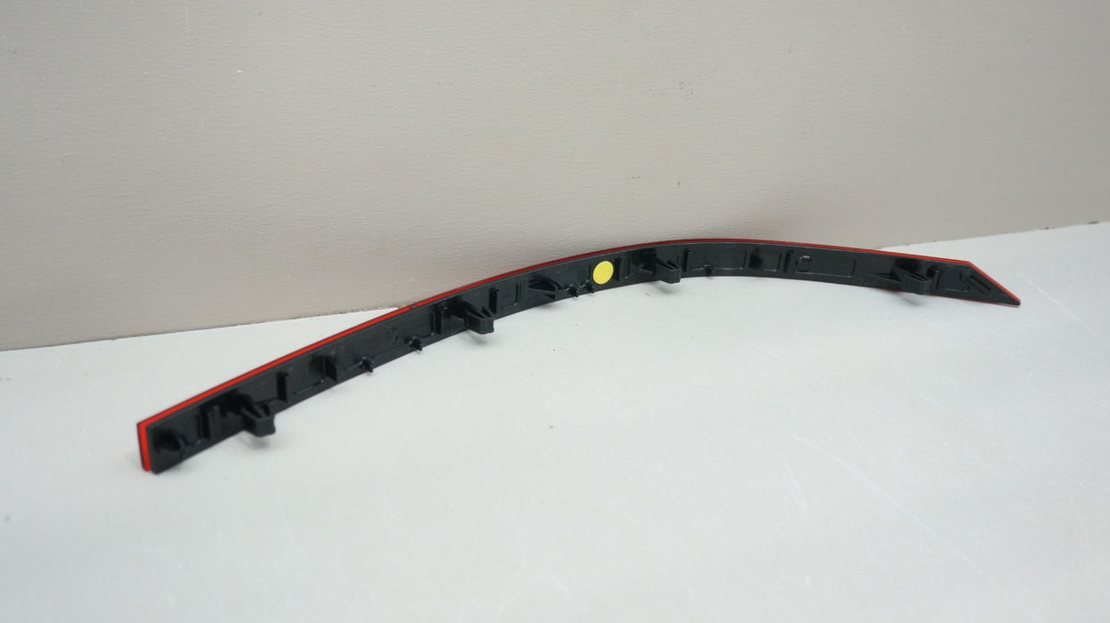 2021-2025 VOLKSWAGEN ATLAS REAR LEFT OUTER BUMPER REFLECTOR LIGHT OEM 3CN945105