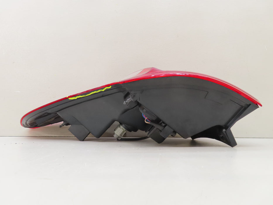 2017 2018 2019 2020 2021 2022 NISSAN ROGUE REAR LEFT DRIVER TAIL LIGHT OUTER OEM