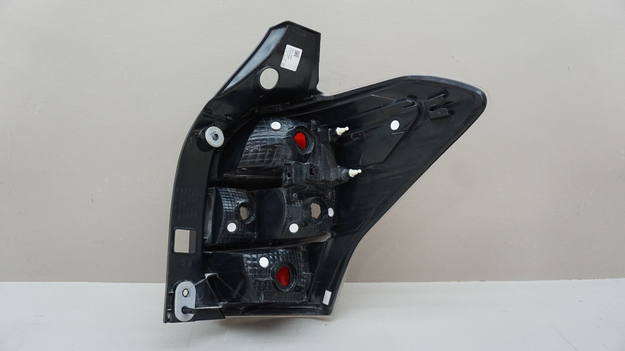 2014-2018 SUBARU FORESTER REAR LEFT DRIVERS SIDE TAIL LIGHT 84201-SG051 OEM
