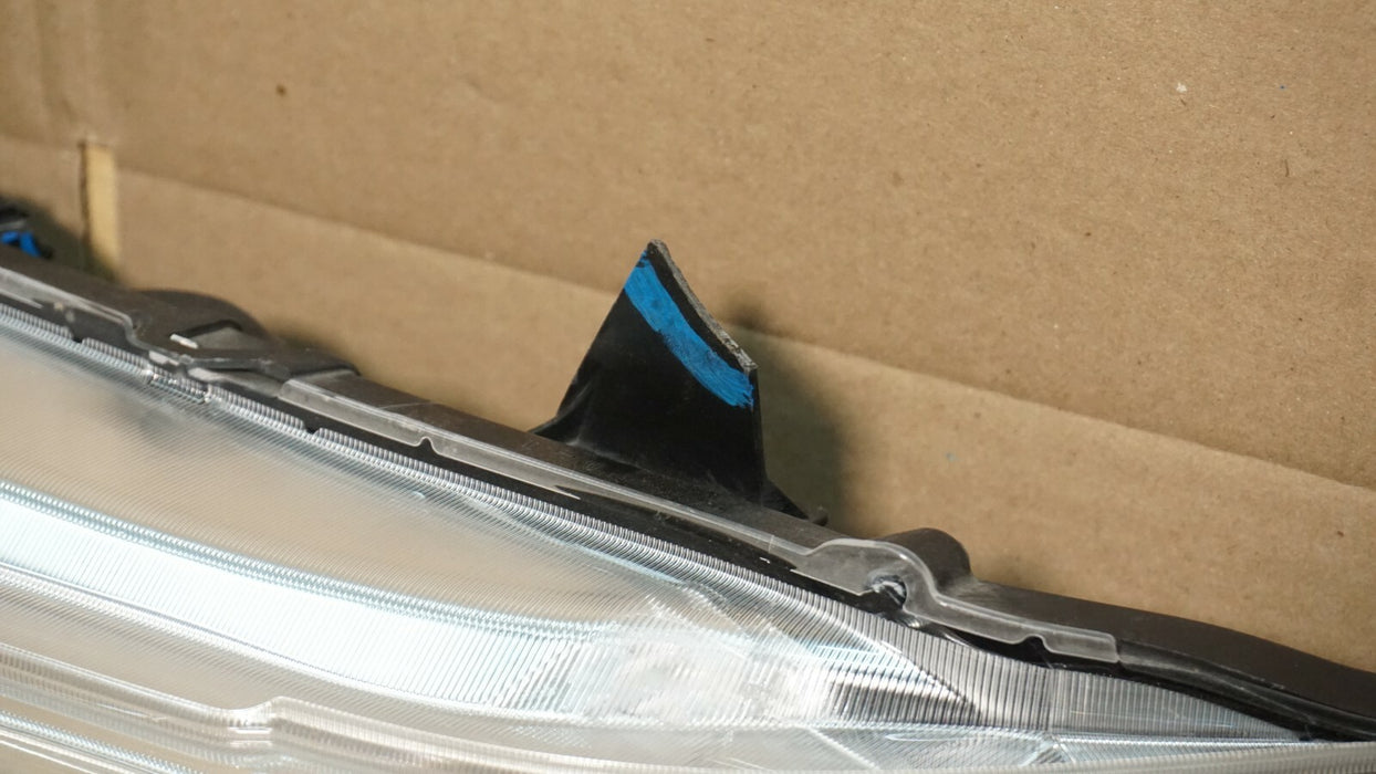 2016-2020 TOYOTA TACOMA LEFT DRIVER SIDE LED HALOGEN HEADLIGHT LAMP OEM