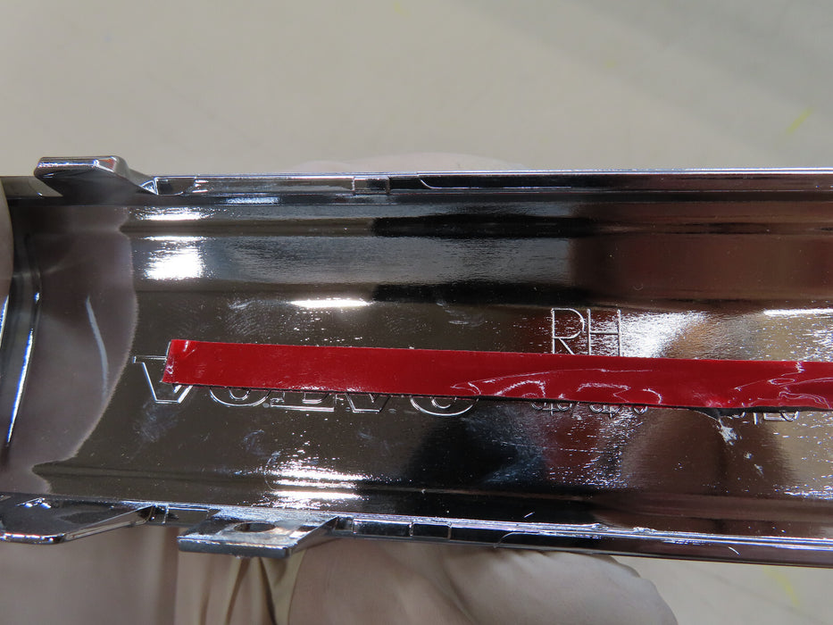 2016-2020 VOLVO XC90 REAR RIGHT PASSENGER LOWER DOOR MOLDING OEM
