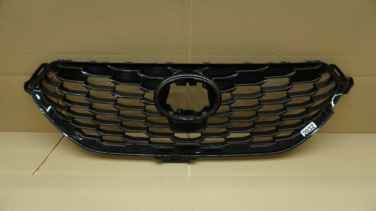 2020-2021 TOYOTA HIGHLANDER FRONT BUMPER CENTER GRILL GRILLE OEM 53111-0E330