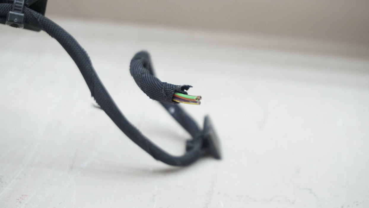 2018-2020 VOLKSWAGEN ATLAS REAR LOWER BUMPER VALANCE PANEL OEM 3CN807521D